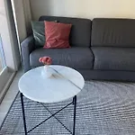 One Bedroom Flat By The With Cooling And Terrace شقة Jyväskylä