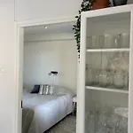 One Bedroom Flat By The With Cooling And Terrace *