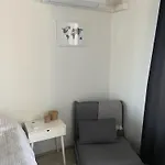 One Bedroom Flat By The With Cooling And Terrace شقة