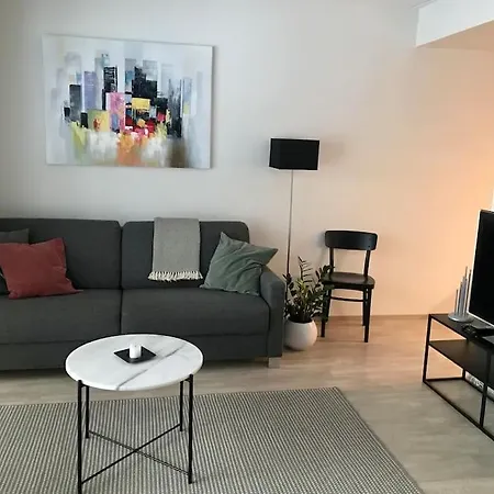 Apartman Kaksio Jaervinaekymaellae - Two Flat By The *