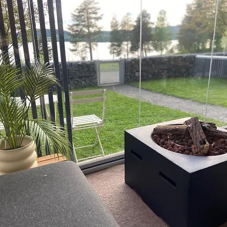 One Bedroom Flat By The With Cooling And Terrace