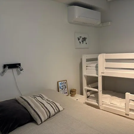 One Bedroom Flat By The With Cooling And Terrace Jyväskylä