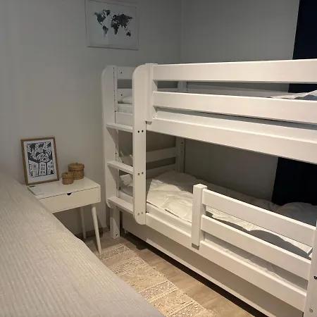 Апартаменты One Bedroom Flat By The With Cooling And Terrace Ювяскюля
