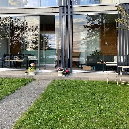 公寓 One Bedroom Flat By The With Cooling And Terrace *