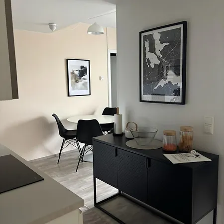 One Bedroom Flat By The With Cooling And Terrace 公寓 Jyväskylä