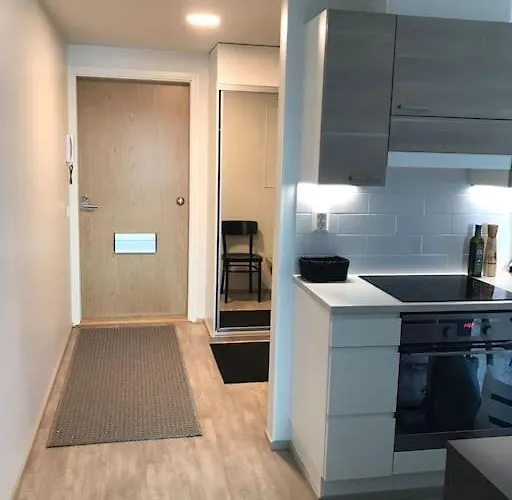 公寓 Kaksio Jaervinaekymaellae - Two Flat By The