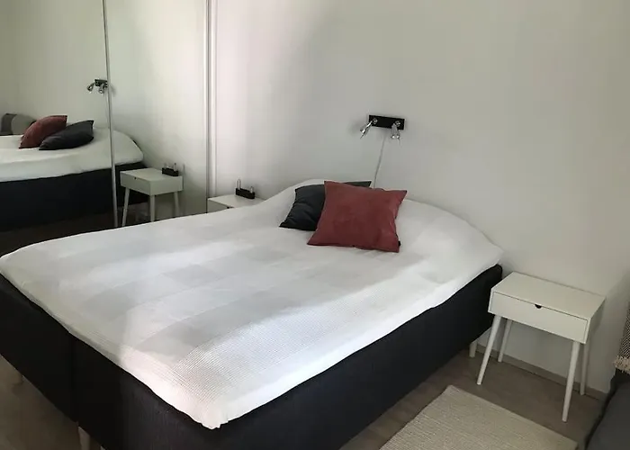 Apartman Kaksio Jaervinaekymaellae - Two Flat By The *